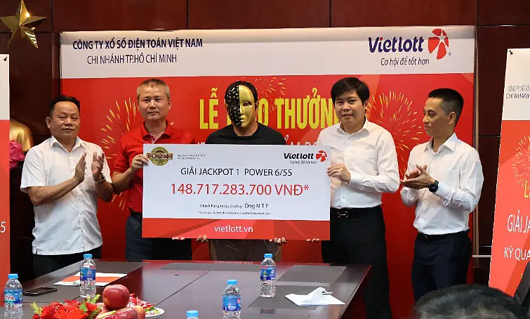 Nam thanh niên ở TP HCM nhận Jackpot 148 tỷ đồng-vnexpress.net